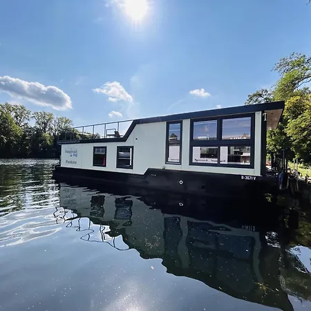 Hausboot Charlottenburg Zeuthen